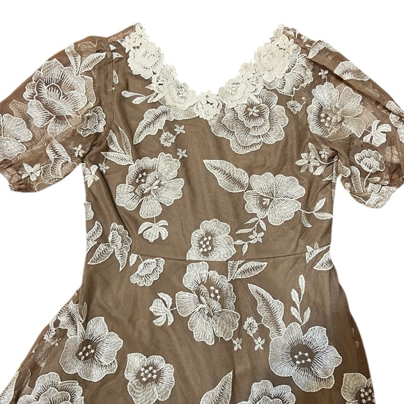 Joyfolie Other - Mia Joy Floral Lace Midi Tan Cream Dress Girls Sz 12 NWT